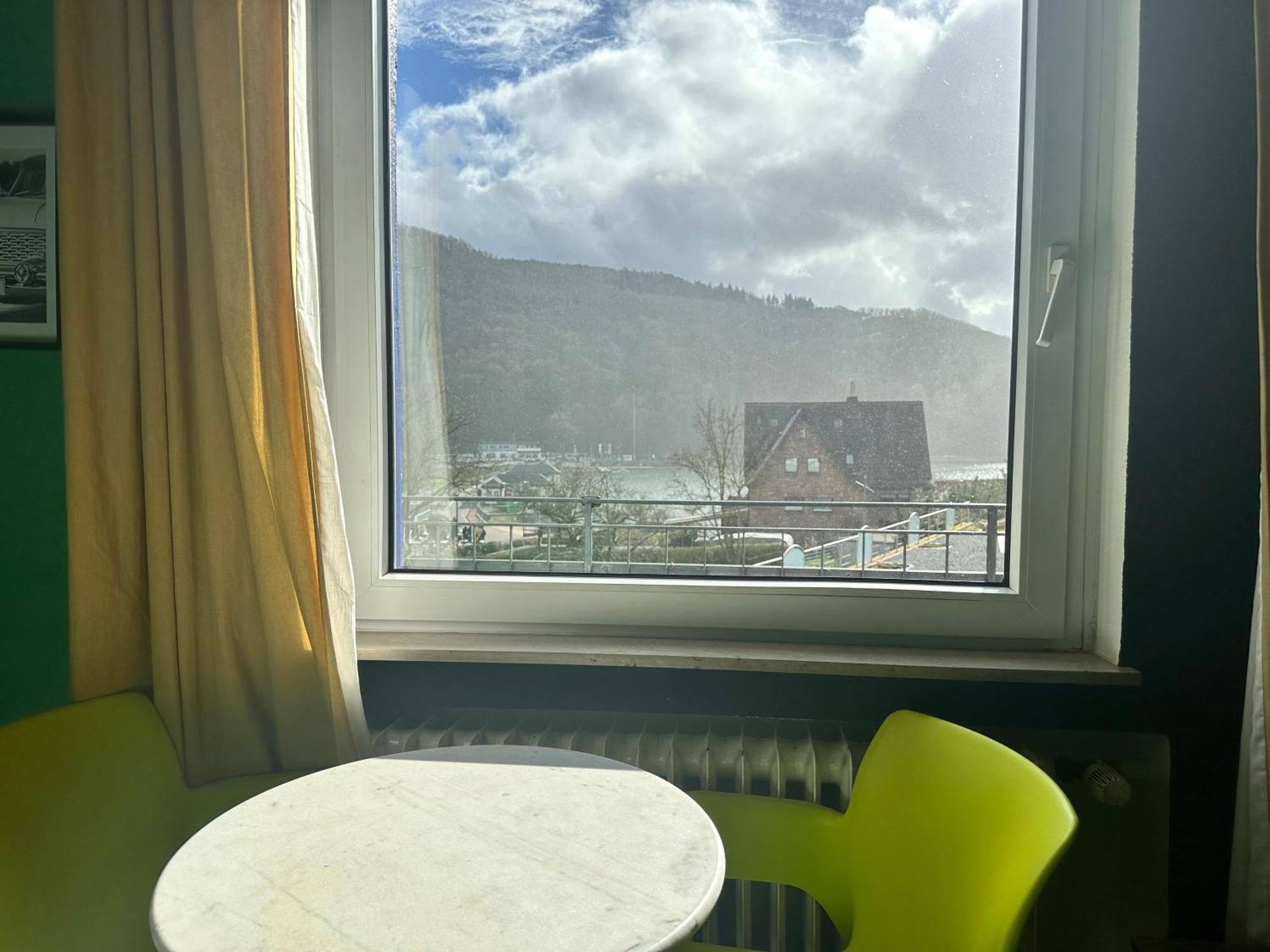 Green Seeblick Hotel Am See Obermaubach Exterior photo